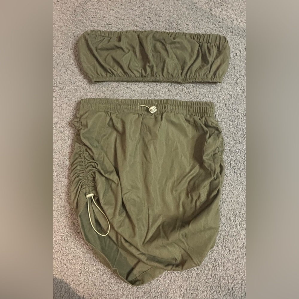 SHEIN Women’s Olive Green Solid Tube Top & Drawstring Side Skirt Size Small NWOT